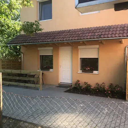Greyto Apartman شقة Balatonföldvár