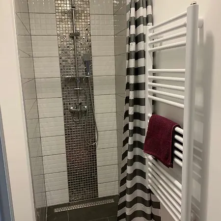 شقة Greyto Apartman